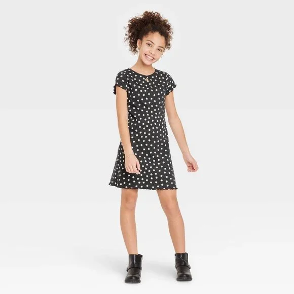 Girls' Keyhole Knit Dress -Art Class Black Floral Large Girls' Keyhole Knit Dress -Art Class Black Floral Large